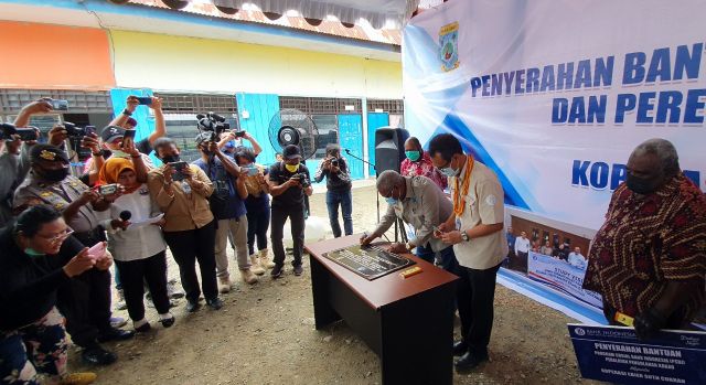 Gubernur Papua Barat Resmikan Rumah Produksi Cokelat Ransiki